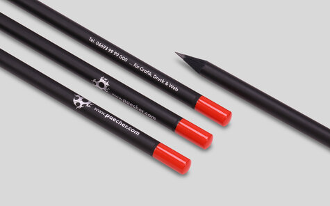 schwarzer Bleistift, schwarz matt lackiert, mit silbernem Aufdruck und roter Tauchkappe | Reidinger.de
